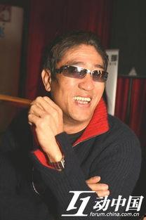 柯受良吃瓜看娱乐圈,吃瓜看娱乐圈，揭秘明星幕后故事